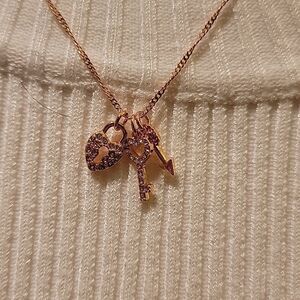 NWT GBG adjustable necklace 